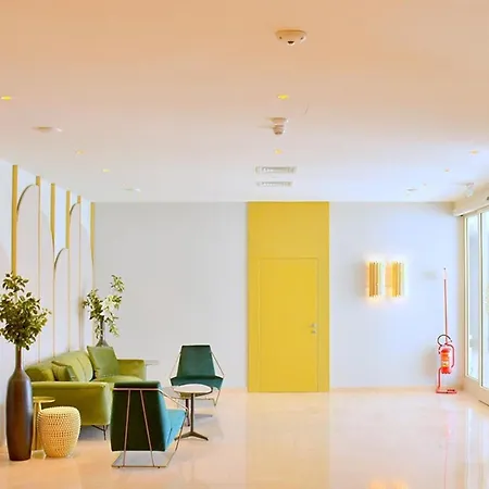 Apartment Modern Seaside With Pool *