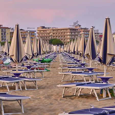 Modern Seaside With Pool * Bibione