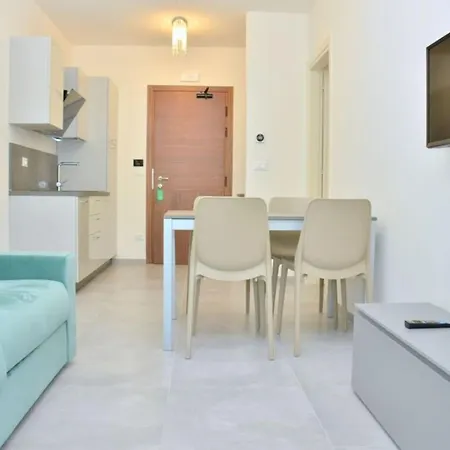 Modern Seaside With Pool Bibione